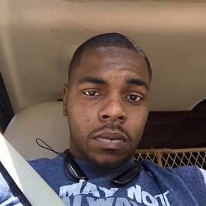 Meet your Posher, Louis